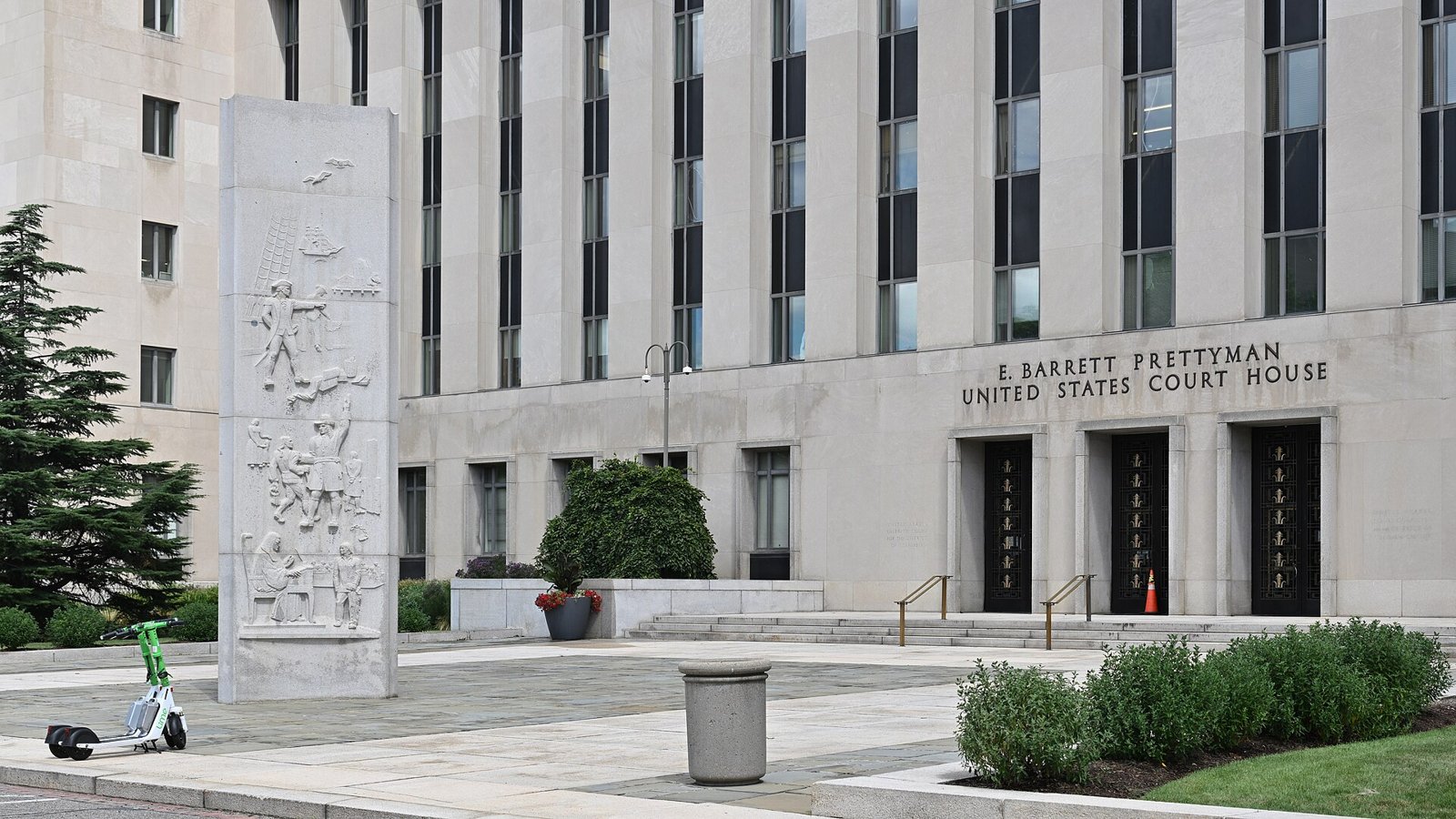 The entrance of the E. Barrett Prettyman United States Courthouse in Washington, D.C.